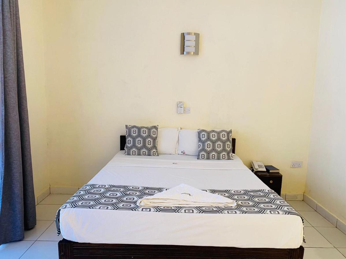 Merry Villa Hotel & Apartments Mombasa Exteriér fotografie